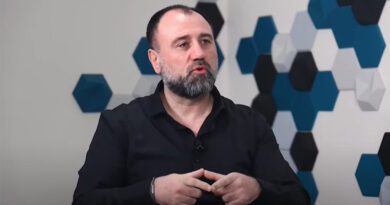 Գյումրիում Նիկոլը Մակրոն է խաղացնելու ու դրա համար 1 միլիոն դոլար արժողությամբ համերգ է կազմակերպում
