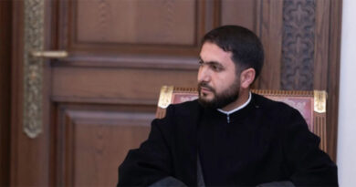 Ցեխ շպրտելով սրբությունը չեն նսեմացնում. ընդամենը բացահայտում են սեփական հոգևոր դատարկությունը