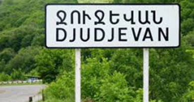 Թեմային անտեղյակ մարդկանց համար նշեմ, որ Շահին Մուստաֆաևը ծնվել է Ջուջևանում և կարմիր դիպլոմով ավարտել է Ժողինստիտուտը