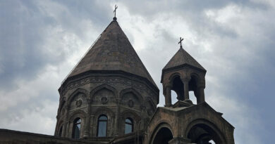 Սրբավայրերի ոչնչացումը մշակութային եղեռն է․ Մայր Աթոռի պատասխանը Կովկասի մուսուլմանների վարչությանը