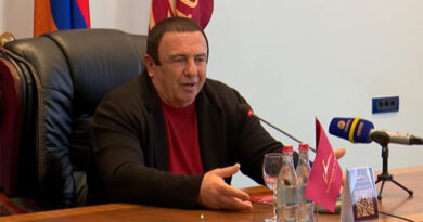 Գագիկ Ծառուկյանը «Բարգավաճ Հայաստան» կուսակցության թիմակիցների հետ քննարկել են նախընտրական ծրագիրը (տեսանյութ)