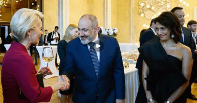 Նիկոլ հայադավը և իր ոհմակը Հայաստանը տանում են դեպի Եվրամիության պոռնկատուն՝ դրանից բխող բոլոր կործանարար հետևանքներով. 3 Նիկոլ հայադավը և իր ոհմակը Հայաստանը տանում են դեպի Եվրամիության պոռնկատուն՝ դրանից բխող բոլոր կործանարար հետևանքներով. 3