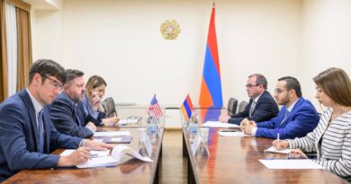 ՀՀ ԲՏԱ նախարարը հանդիպել է ՀՀ-ում ԱՄՆ գործերի ժամանակավոր հավատարմատարի հետ