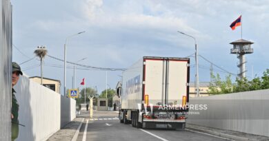Հայ-թուրքական սահմանի Մարգարայի անցակետով Լիբանան են ուղևորվել Հայաստանի հումանիտար օգնության բեռնատարները Հայ-թուրքական սահմանի Մարգարայի անցակետով Լիբանան են ուղևորվել Հայաստանի հումանիտար օգնության բեռնատարները