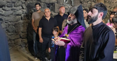 Ճշմարիտ քննադատությունը ցավում է վերքի համար և ցանկանում է բուժում․ Իսահակ Սրբազան Ճշմարիտ քննադատությունը ցավում է վերքի համար և ցանկանում է բուժում․ Իսահակ Սրբազան