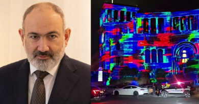 Թուրքի լամուկ Նիկոլ հայադավը Հայաստանի Անկախության տոնը տոնեց որպես Հայաստանի ադրբեջանականացման տոն (տեսանյութեր)
