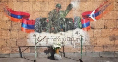 Սրբապիղծնե՛ր, արդեն ամեն ինչ պարզ է՝ շատ լավ երևում է, թե որտեղից է փչում այդ թունավոր քամին. հերոսի հոր գրառումը Սրբապիղծնե՛ր, արդեն ամեն ինչ պարզ է՝ շատ լավ երևում է, թե որտեղից է փչում այդ թունավոր քամին. հերոսի հոր գրառումը
